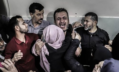 Deux martyrs et des dizaines de blessés au nord de Gaza